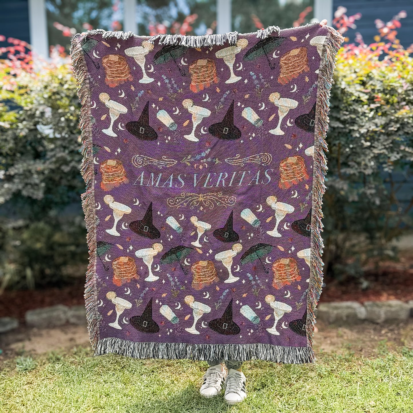 Amas Veritas Witchy Woven Blanket